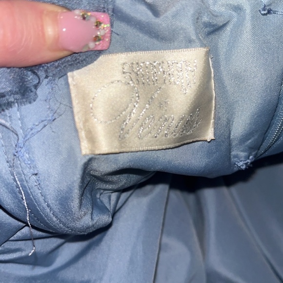 Symphony of Venus dress - Picture 7 of 10